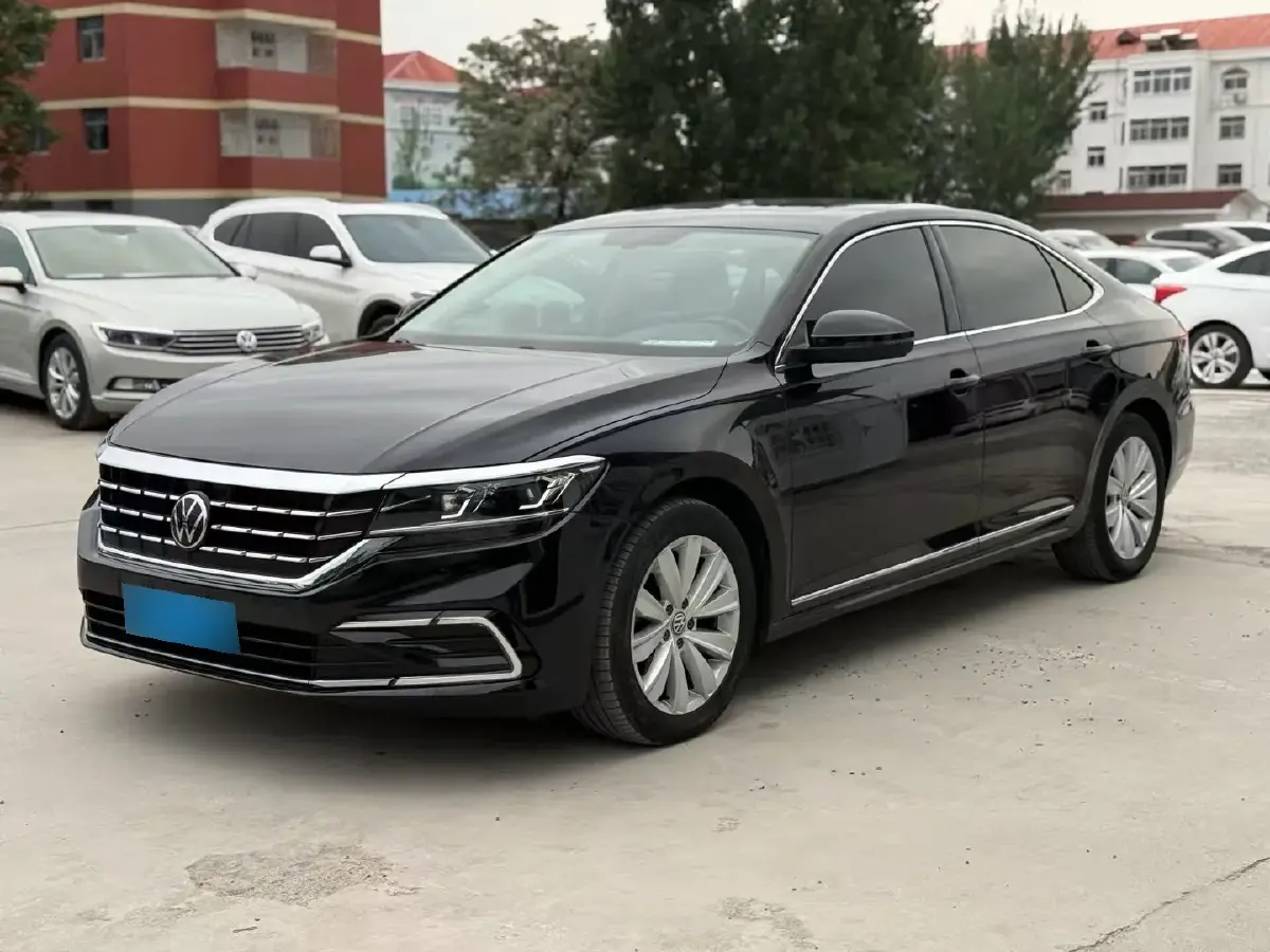 2021 Volkswagen Passat 2.0T 186HP L4 7DCT