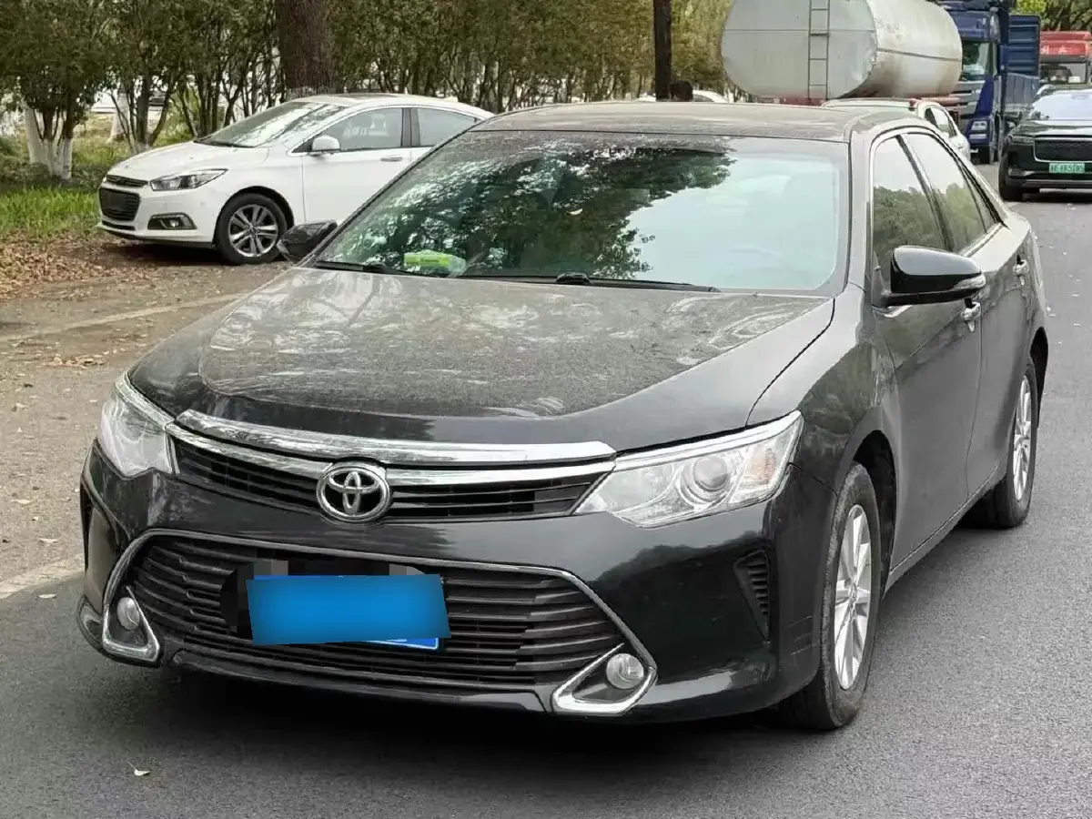 2016 Toyota Camry 2.0L 167HP L4 6AT