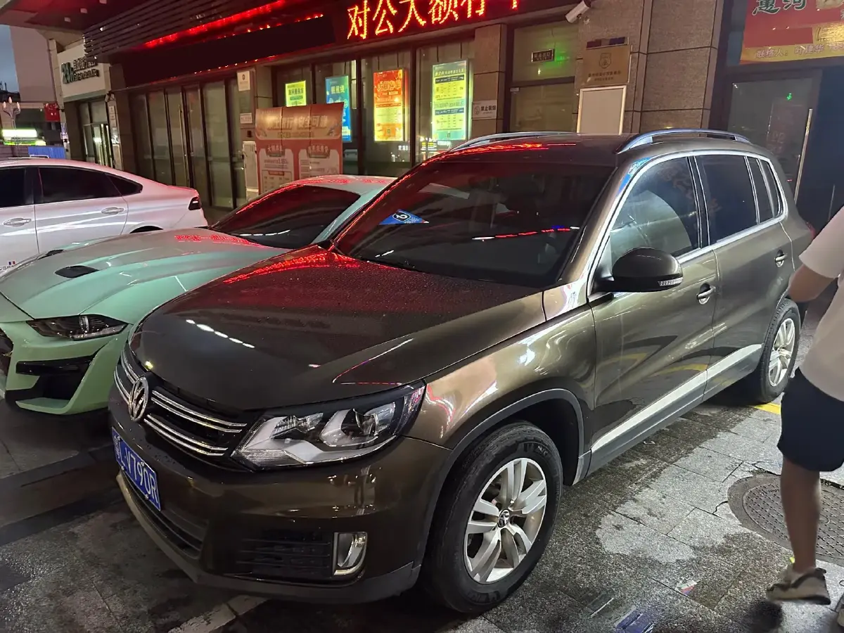 2016 Volkswagen Tiguan 1.8T 160HP L4 6AT