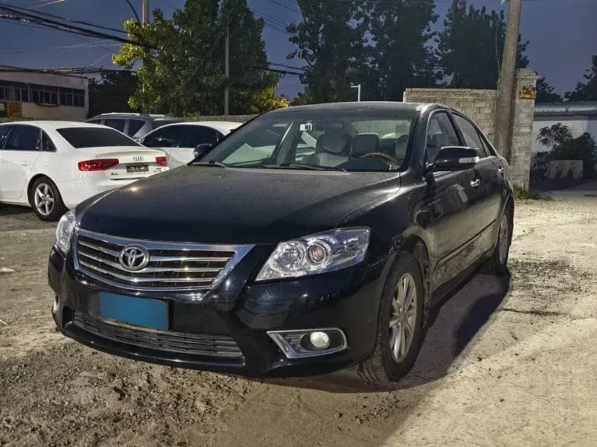 2012 Toyota Camry 2.0L 147HP L4 4AT