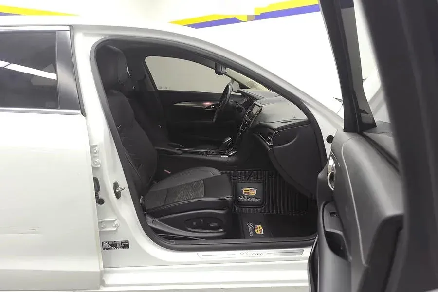 2017 Cadillac ATS-L 2.0T 279HP L4 8AT,autocango,china used car exporter,china ev exporter,chinese used car exporter,chinese used ev exporter