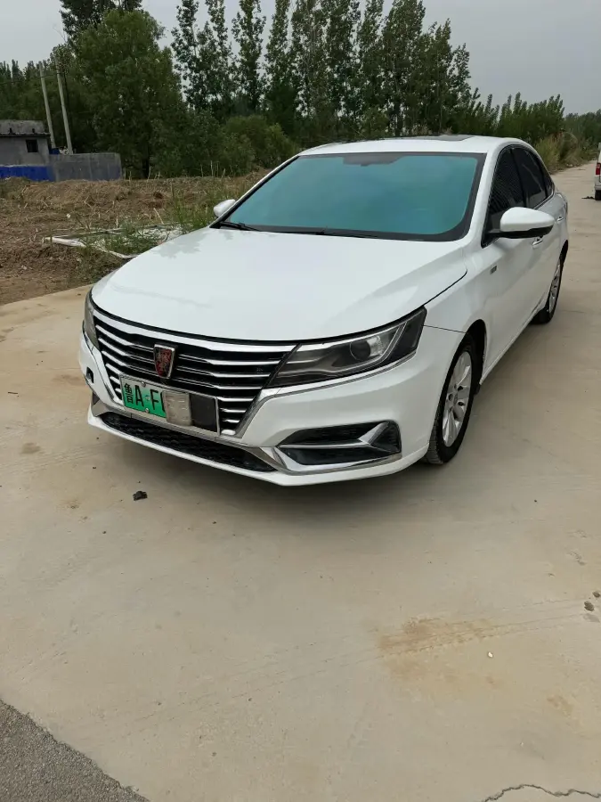 2017 Roewe i6 1.0T 125HP L3 2AT PHEV