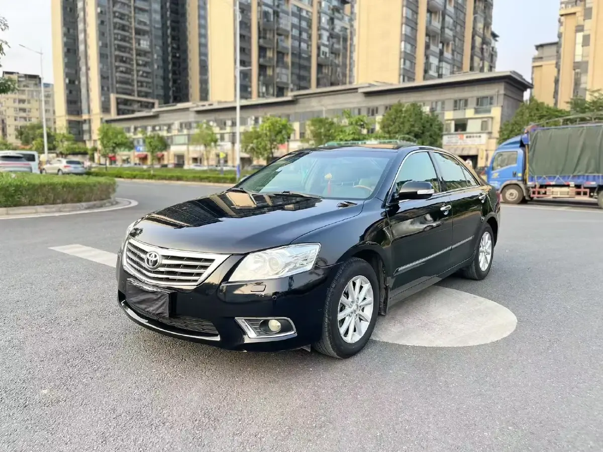 2010 Toyota Camry 2.0L 147HP L4 4AT