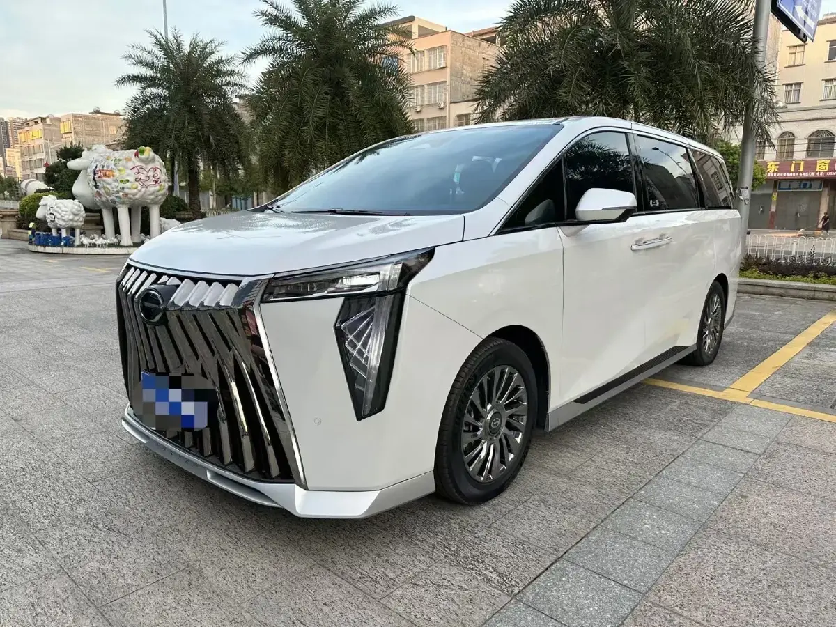 2023 GAC Trumpchi M8 2.0T 252HP L4 8AT