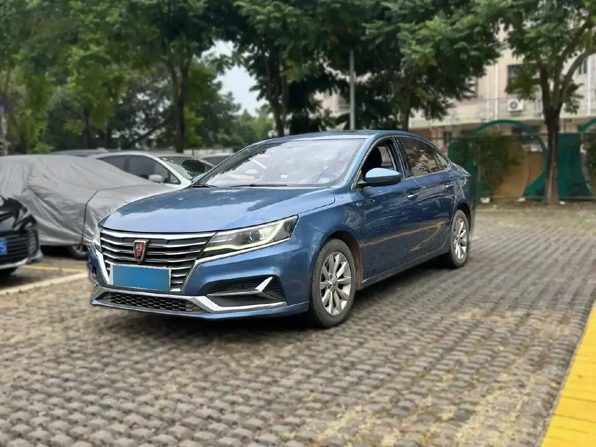 2017 Roewe i6 1.0T 125HP L3 2AT PHEV