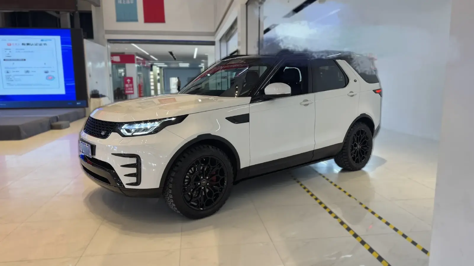 2017 Land Rover Discovery Sport 2.0T 241HP L4 9AT