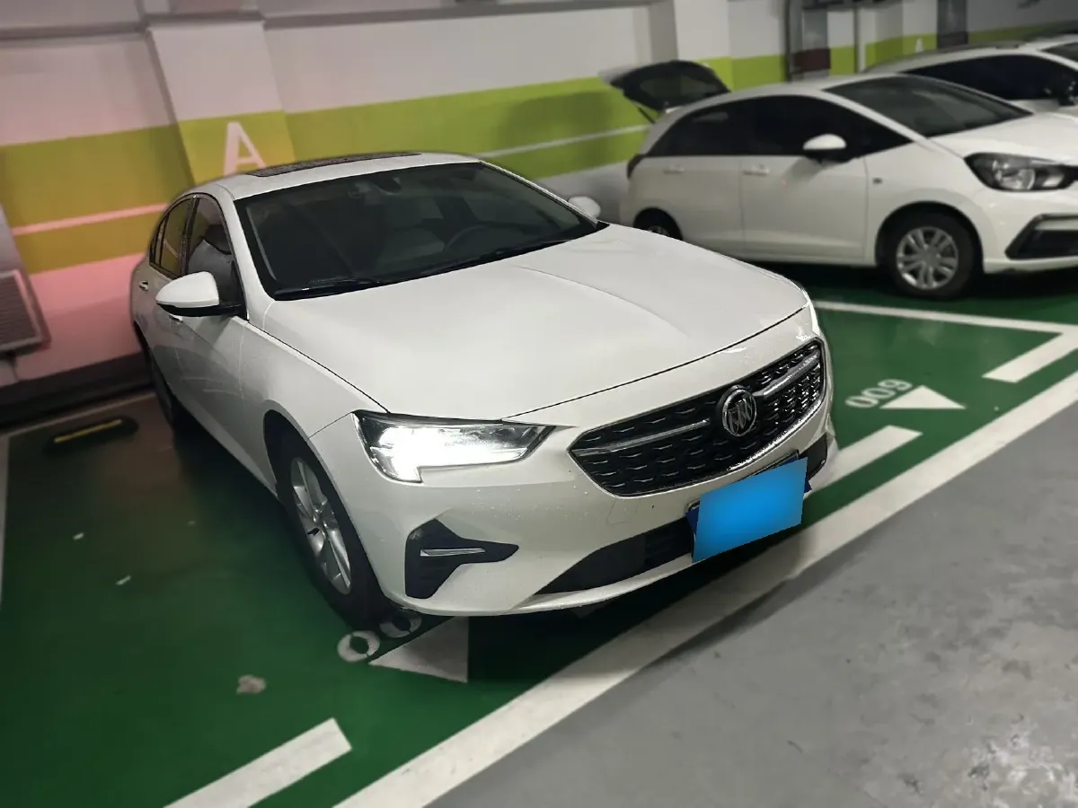 2020 Buick Regal 1.5T 169HP L4 9AT,autocango,china used car exporter,china ev exporter,chinese used car exporter,chinese used ev exporter