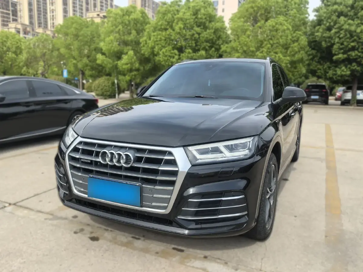 2018 Audi Q5L 2.0T 190HP L4 7DCT