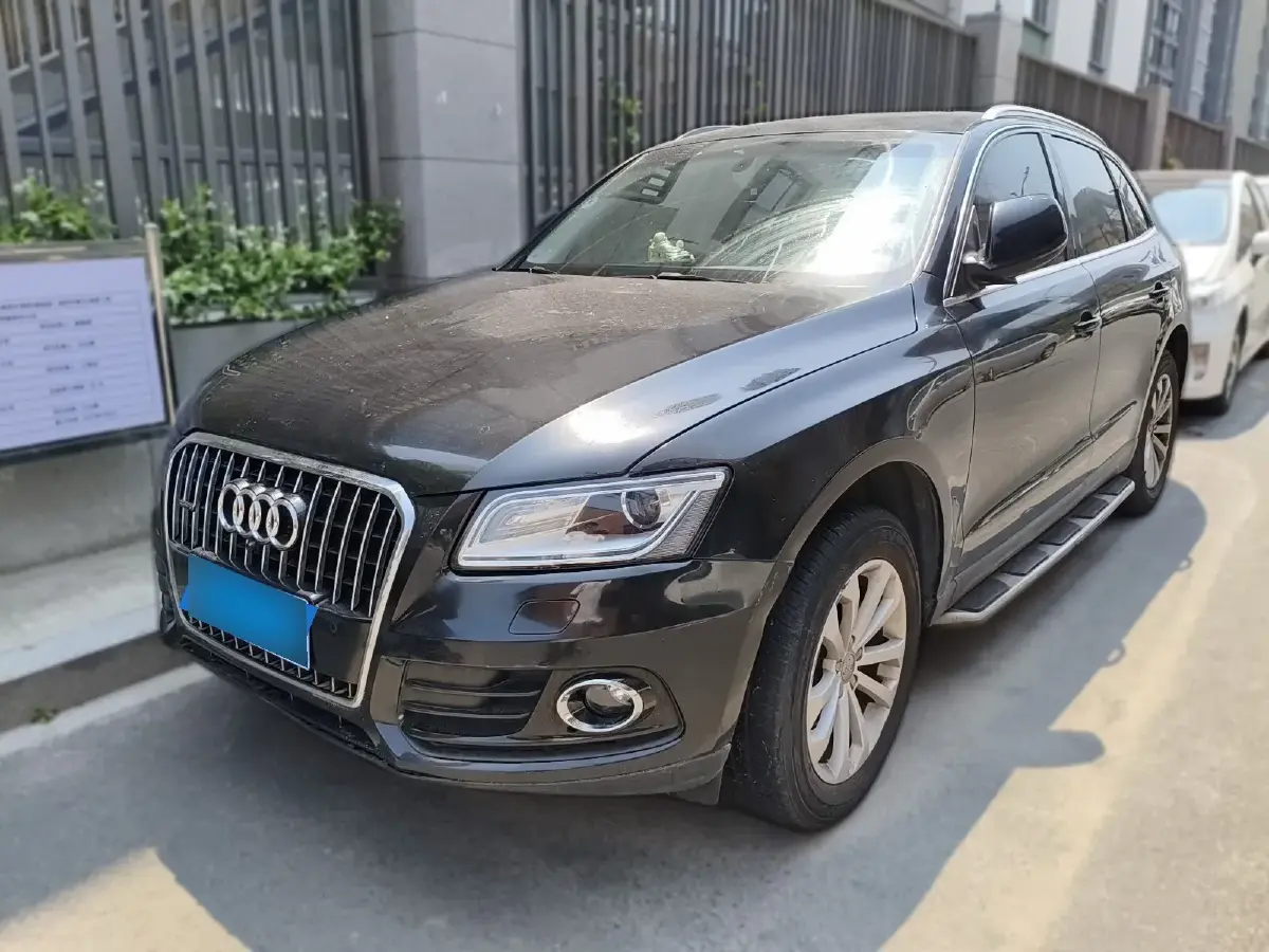 2013 Audi Q5 2.0T 211HP L4 8AT