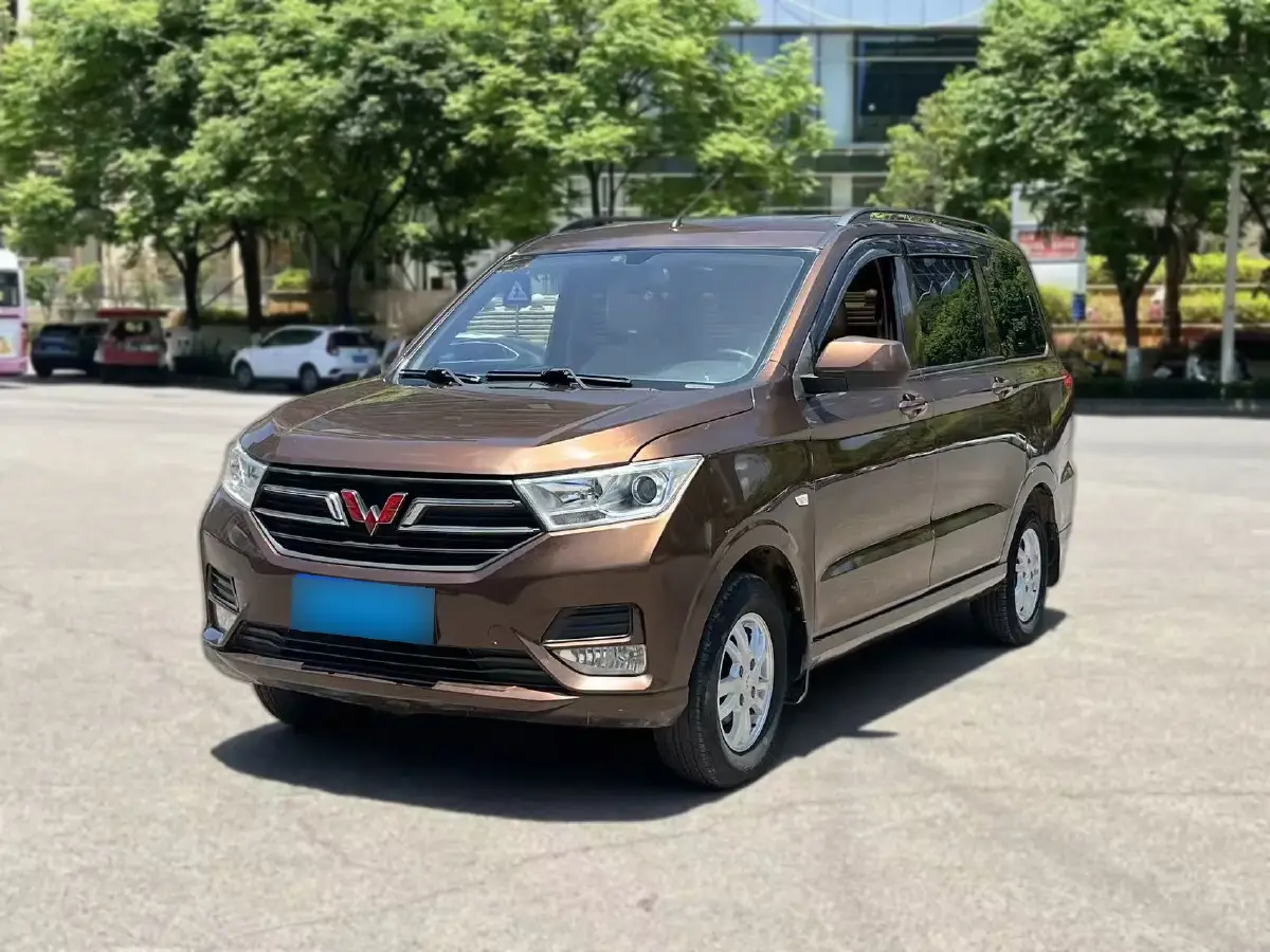 2018 WuLing HongGuang 1.5L 105HP L4 5MT