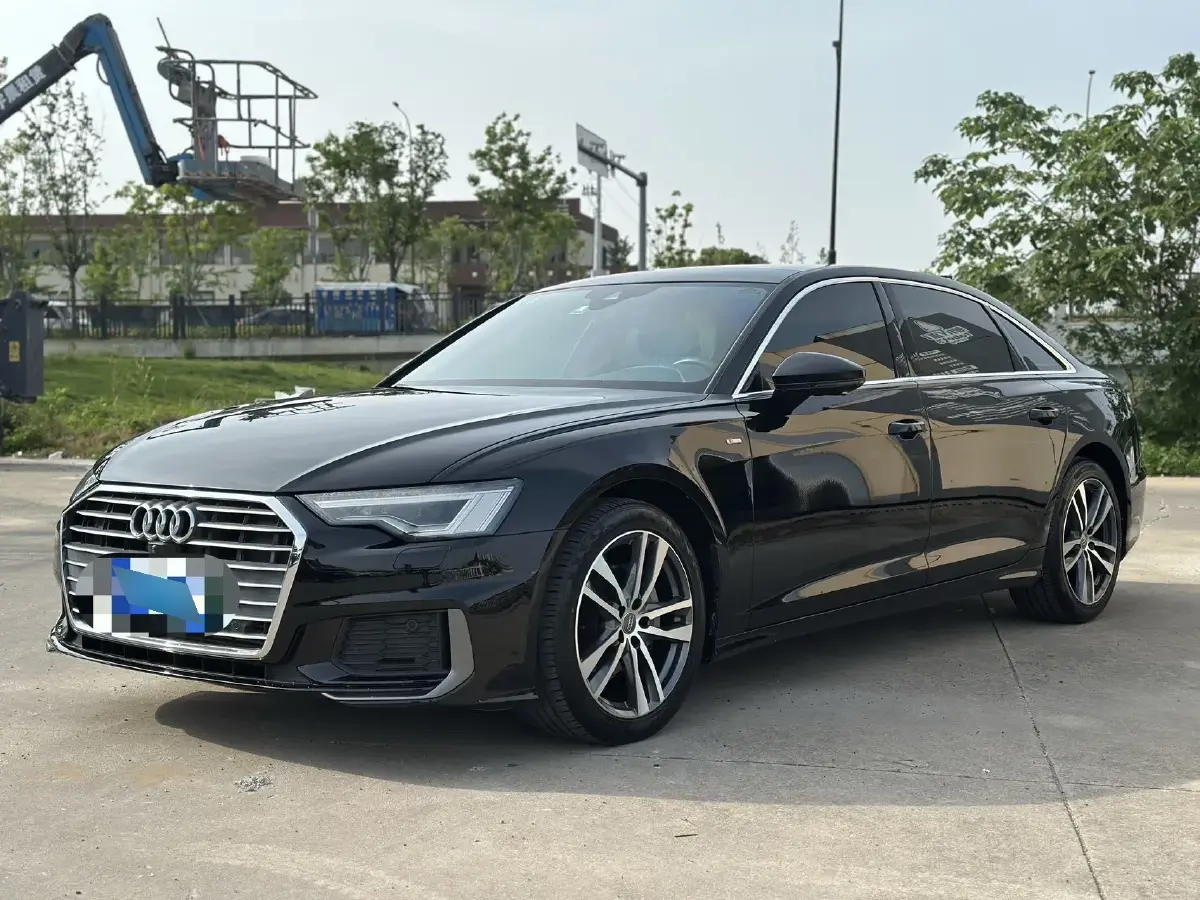 2019 Audi A6L 2.0T 190HP L4 7DCT