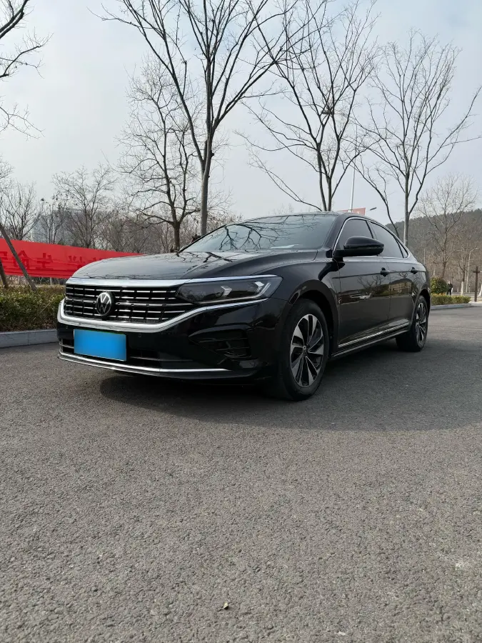 2023 Volkswagen Passat 1.4T 150HP L4 7DCT