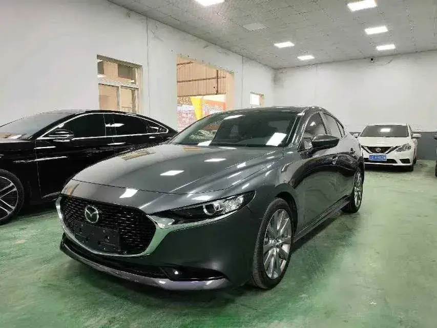 2022 Mazda 3 Axela 2.0L 158HP L4 6AT