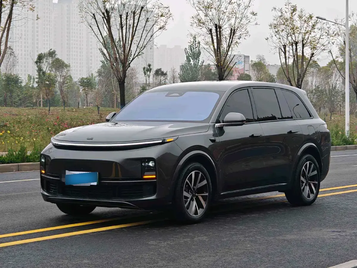 2023 Li L8 Range Extended 154HP REEV 40.9KWH