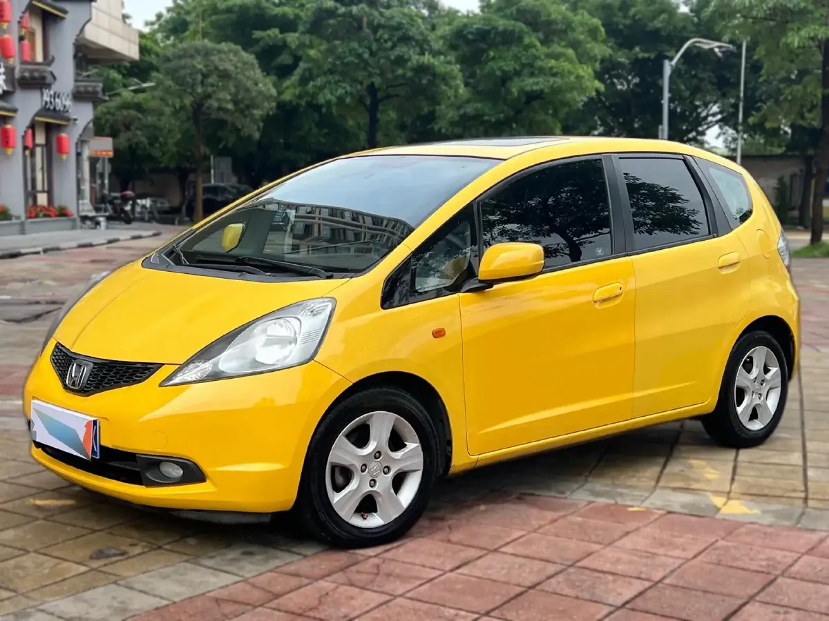 2008 Honda Fit 1.5L 120HP L4 5MT