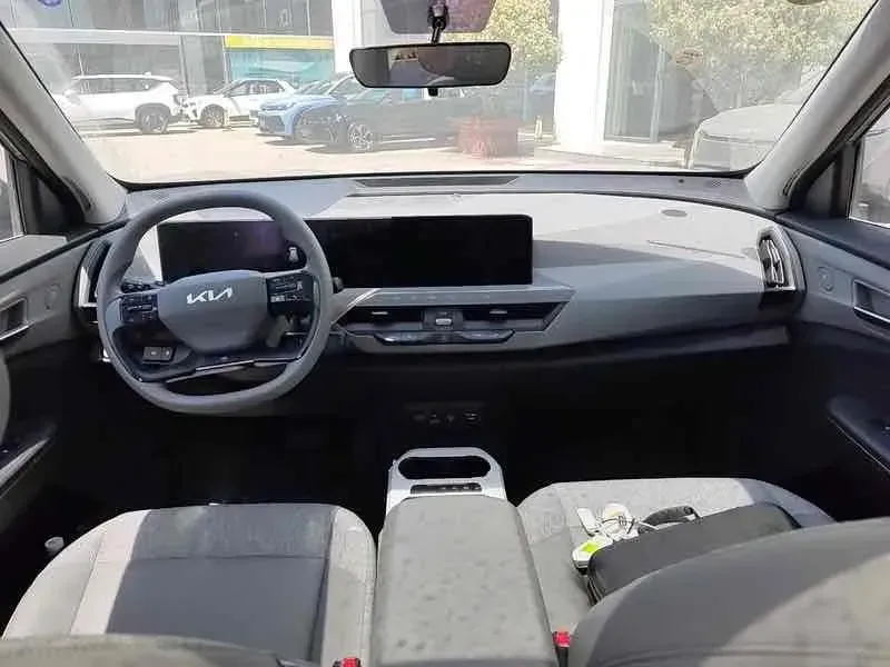 2024 Kia EV5 BEV 64.2KWH,autocango,china used car exporter,china ev exporter,chinese used car exporter,chinese used ev exporter