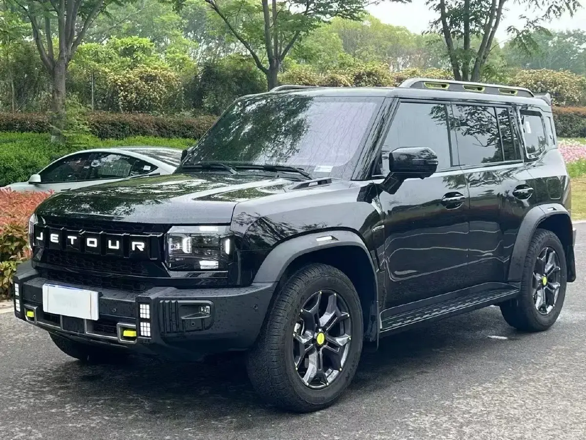 2023 Jetour Traveller 2.0T 254HP L4 7DCT