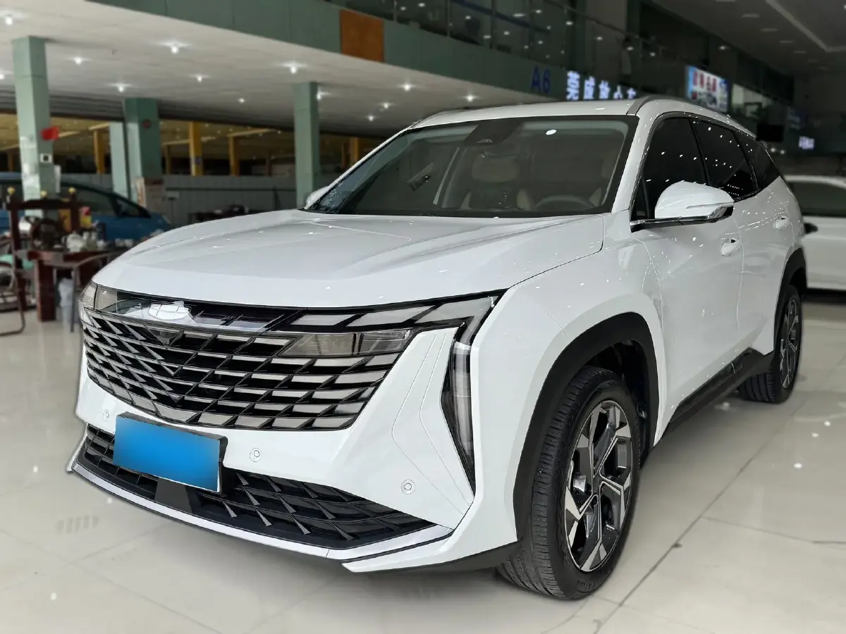 2023 Geely StarRay 1.5T 181HP L4 7DCT