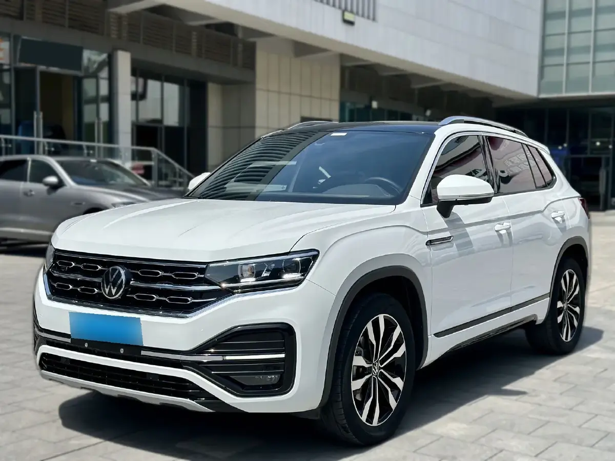 2022 Volkswagen Tayron 2.0T 220HP L4 7DCT