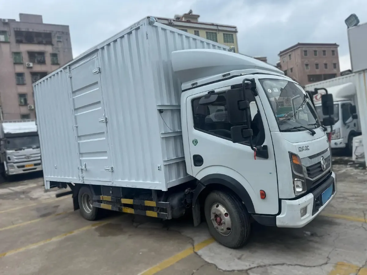 2014 KingLong KaiGe 2.8T 143HP L4 5MT,autocango,china used car exporter,china ev exporter,chinese used car exporter,chinese used ev exporter
