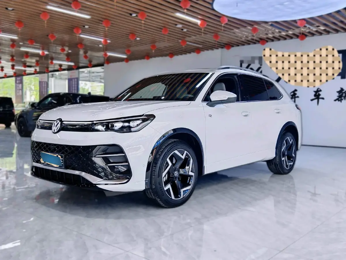 2024 Volkswagen Tiguan L 2.0T 220HP L4 7DCT