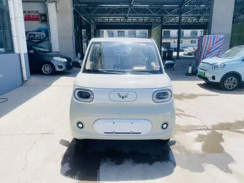 2024 WuLing HongGuang MINI EV BEV 17.3KWH,autocango,china used car exporter,china ev exporter,chinese used car exporter,chinese used ev exporter