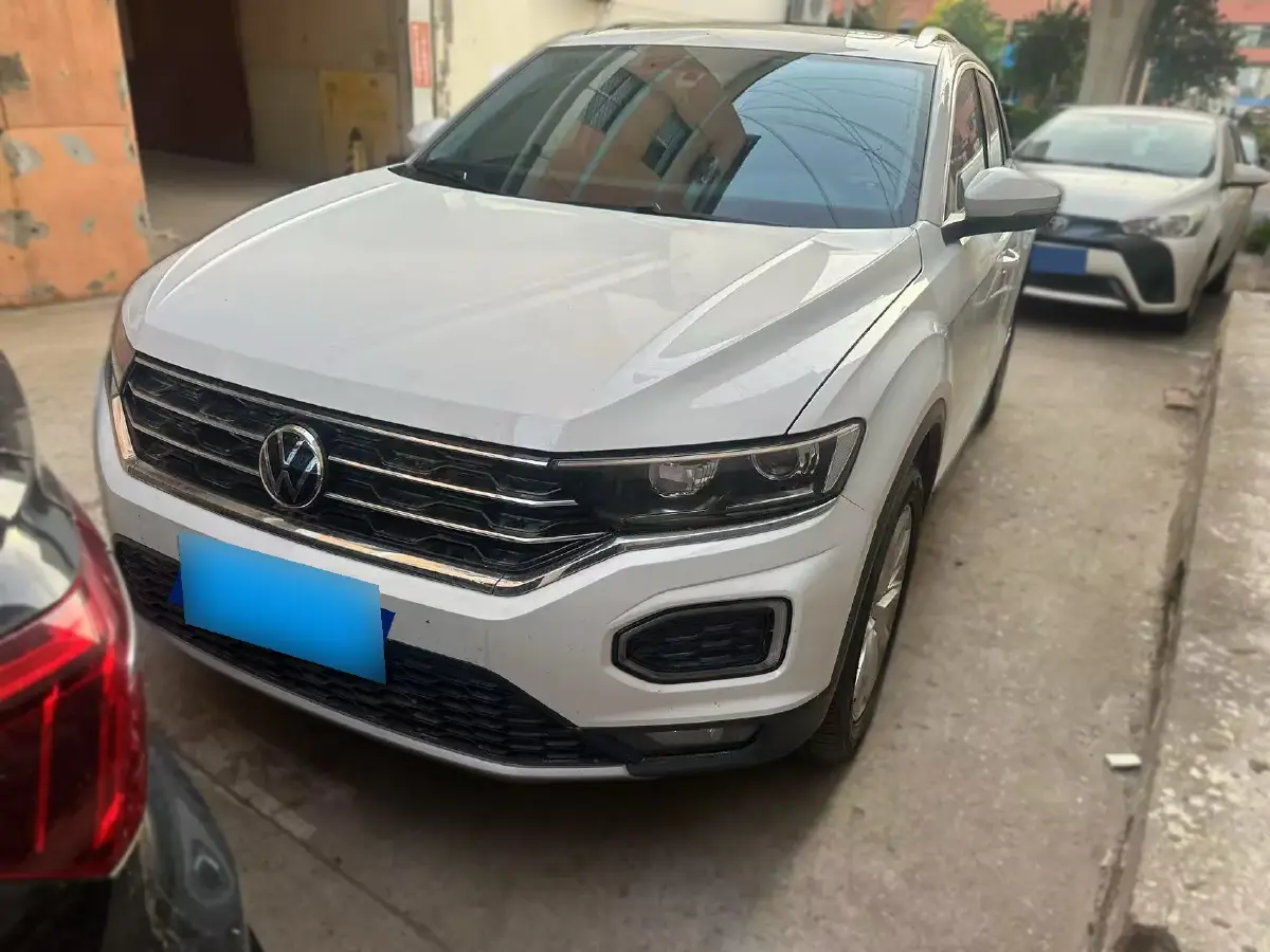 2021 Volkswagen T-Roc 1.4T 150HP L4 7DCT