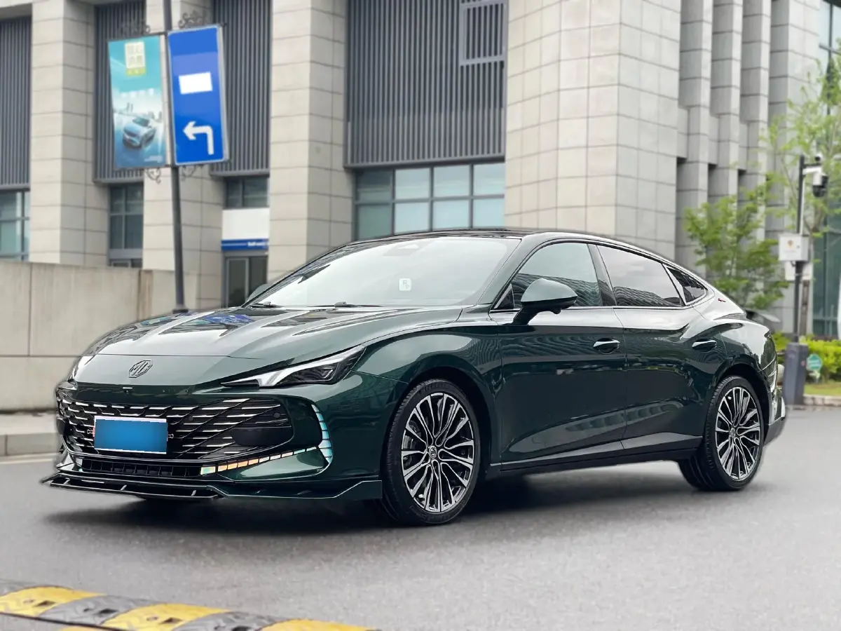 2023 MG 7 2.0T 261HP L4 9AT