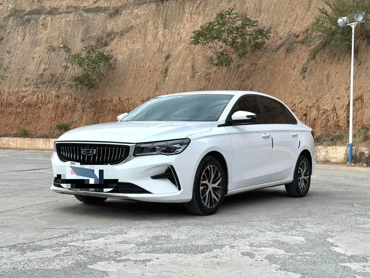 2023 Geely Emgrand 1.5L 127HP L4 CVT