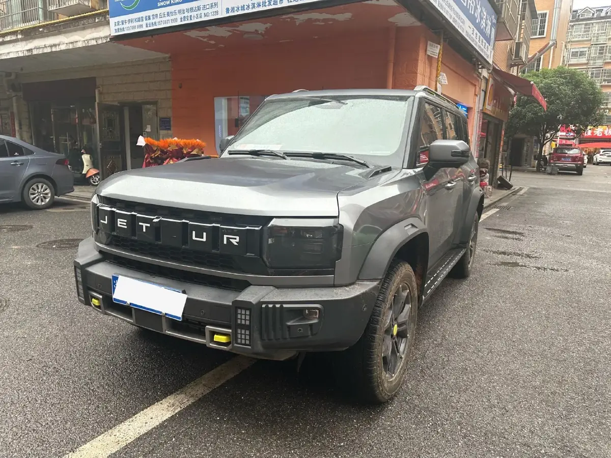2023 Jetour Traveller 2.0T 254HP L4 8AT