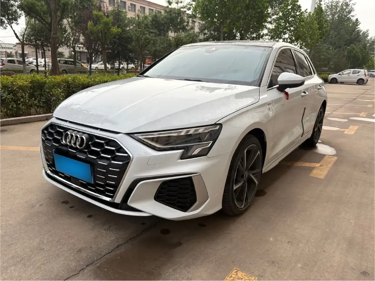 2022 Audi A3 1.4T 150HP L4 7DCT