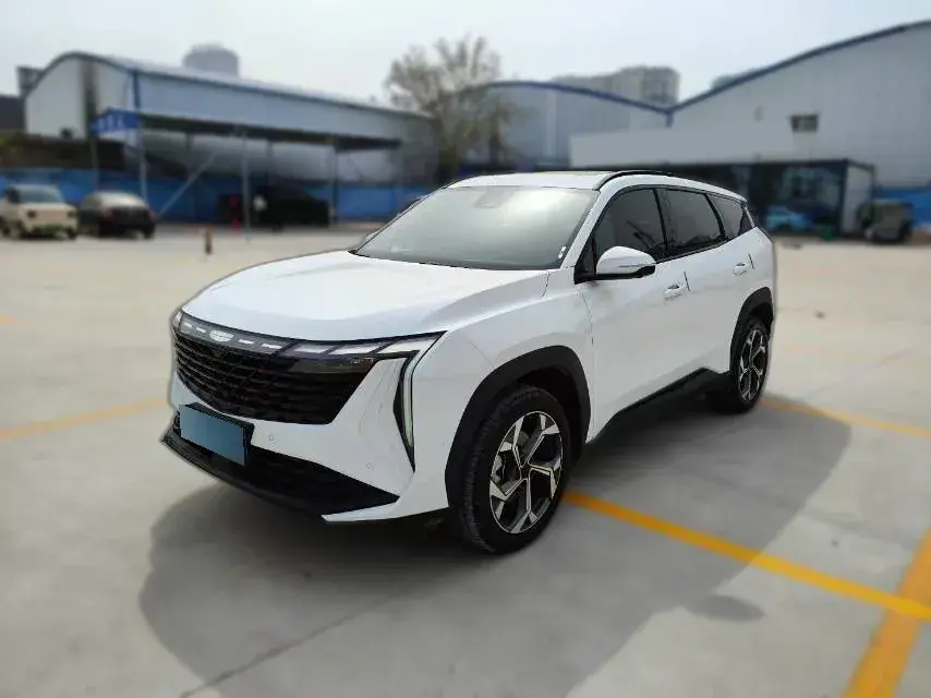 2023 Geely StarRay 1.5T 181HP L4 7DCT