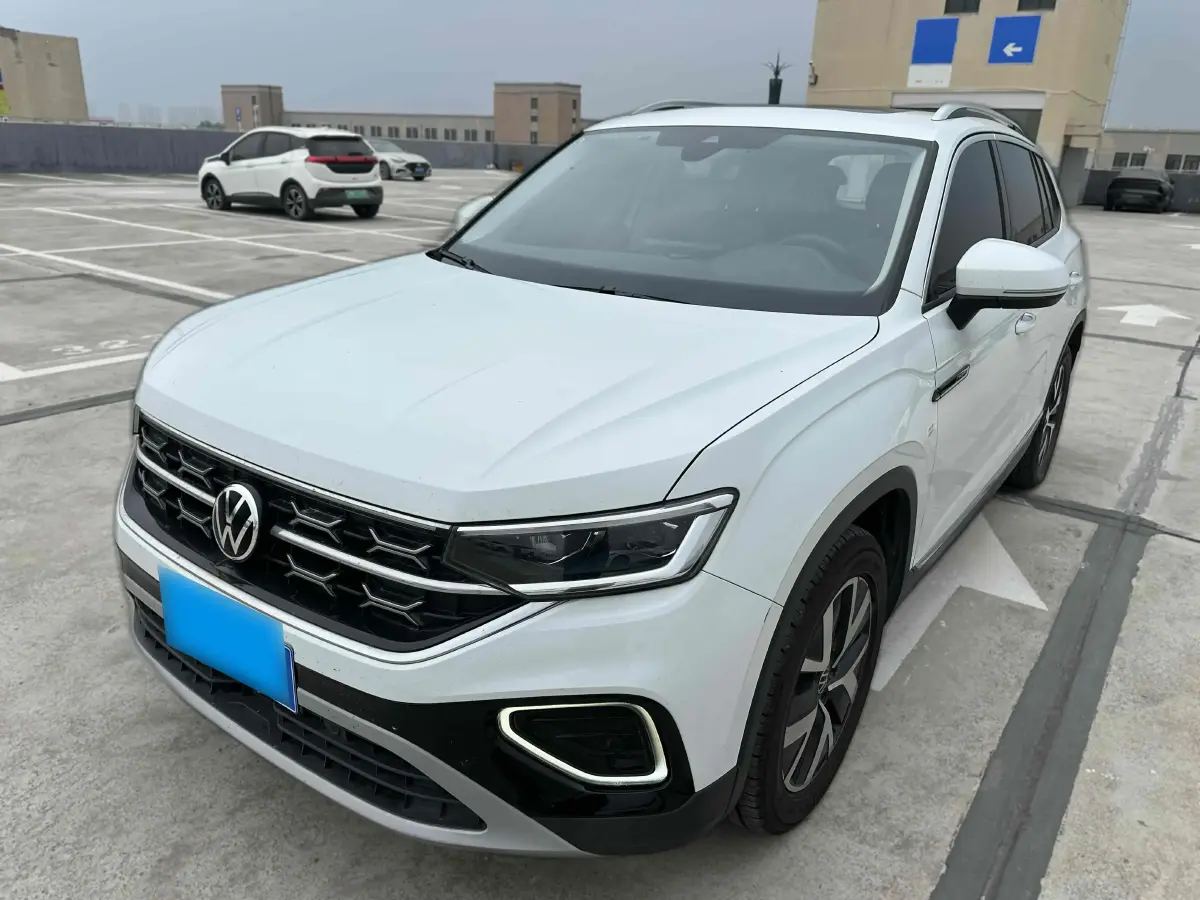 2023 Volkswagen Tayron 1.4T 150HP L4 7DCT