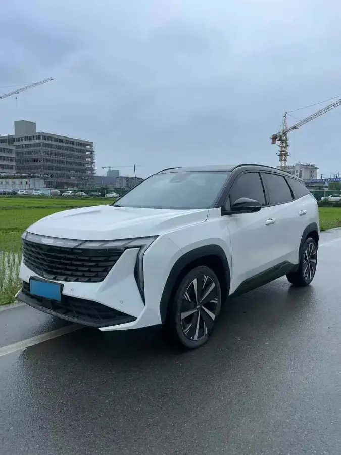 2023 Geely StarRay 2.0T 218HP L4 7DCT