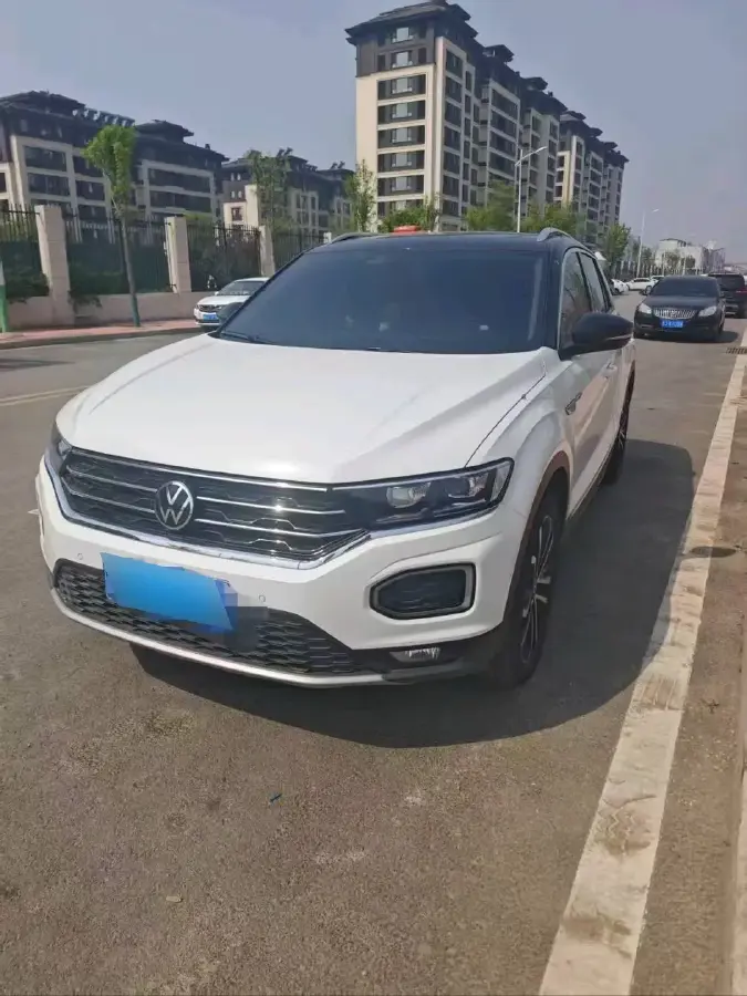 2022 Volkswagen T-Roc 1.4T 150HP L4 7DCT