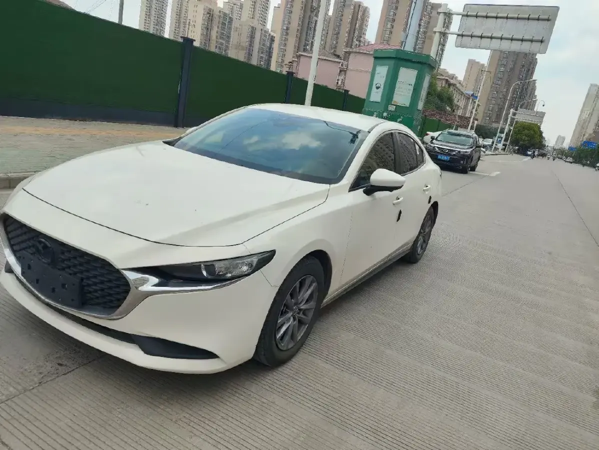 2022 Mazda 3 Axela 2.0L 158HP L4 6AT