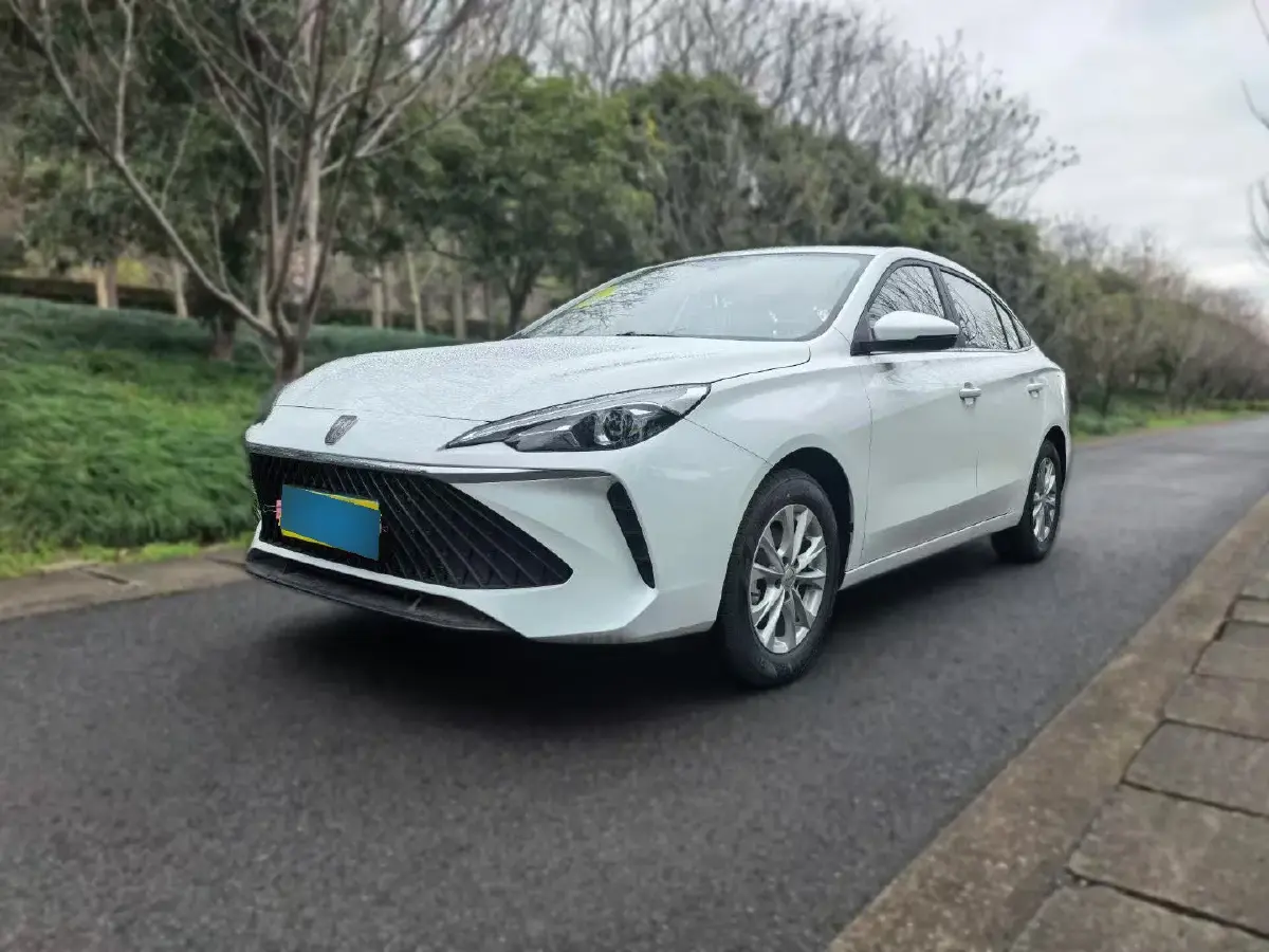 2025 MG 5 1.5L 129HP L4 CVT