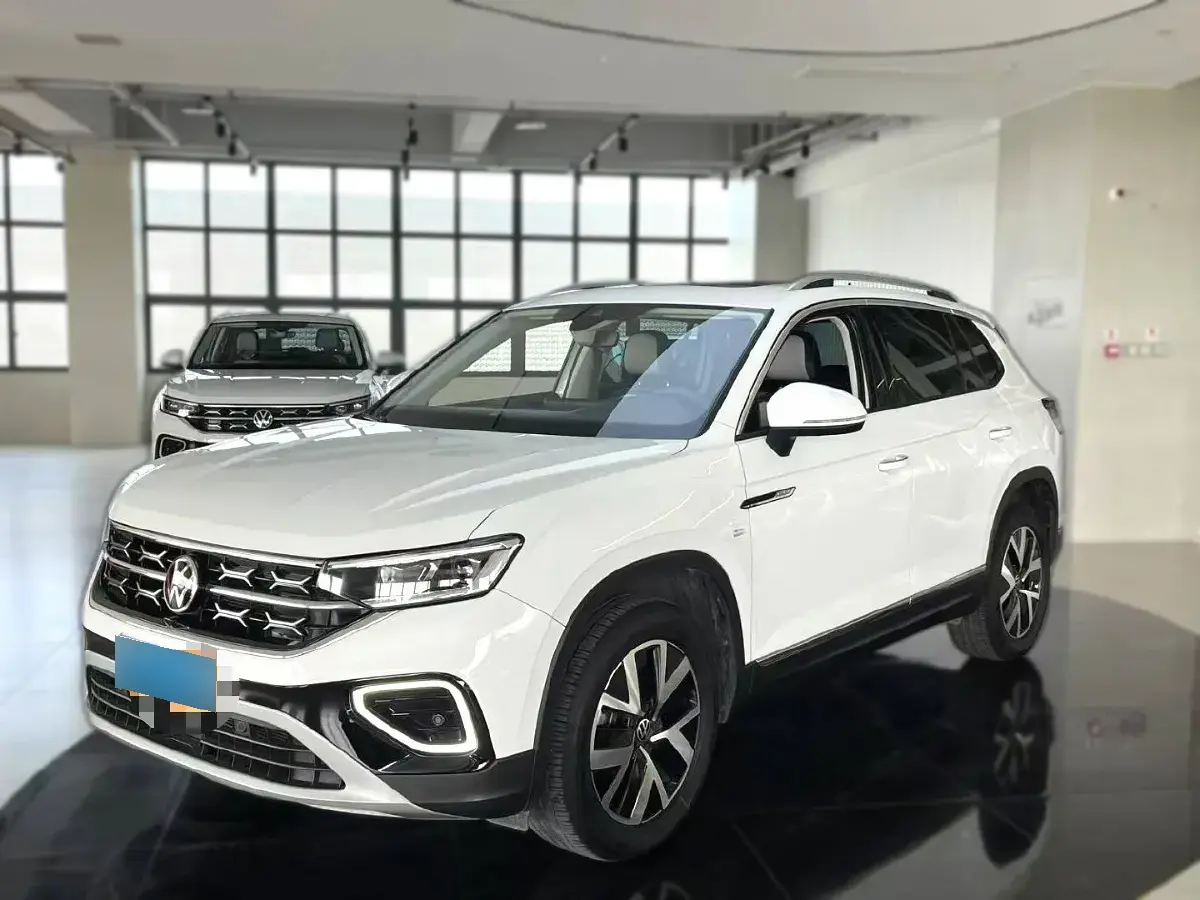 2023 Volkswagen Tayron 1.5T 160HP L4 7DCT