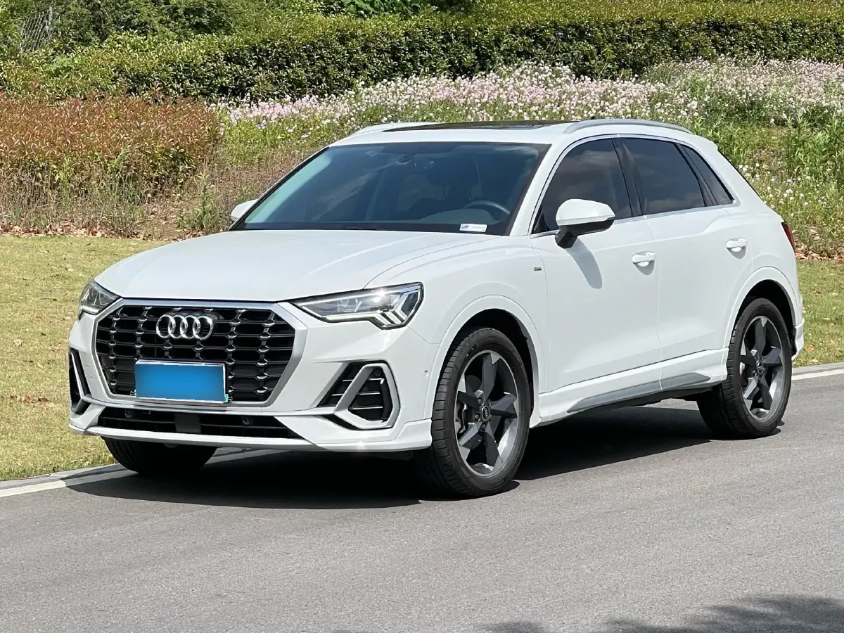 2023 Audi Q2L 1.5T 160HP L4 7DCT