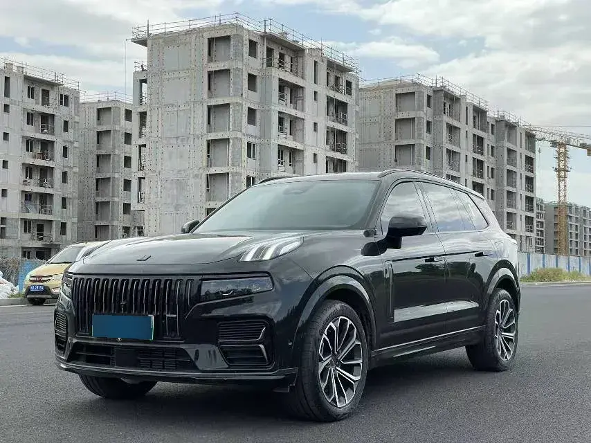 2024 LYNK&CO 09 EM-P 2.0T 254HP L4 3DHT PHEV 40.1KWH