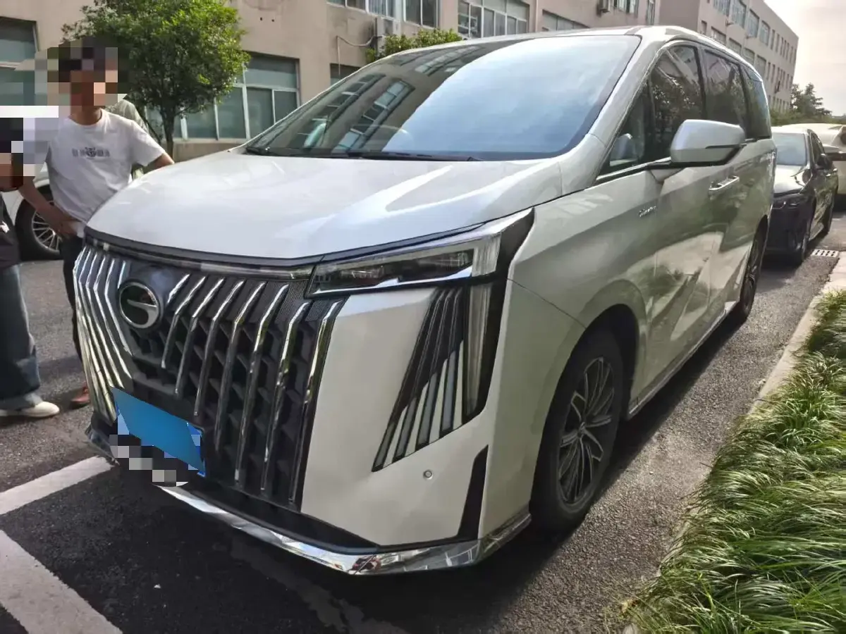 2023 GAC Trumpchi M8 2.0T 252HP L4 8AT