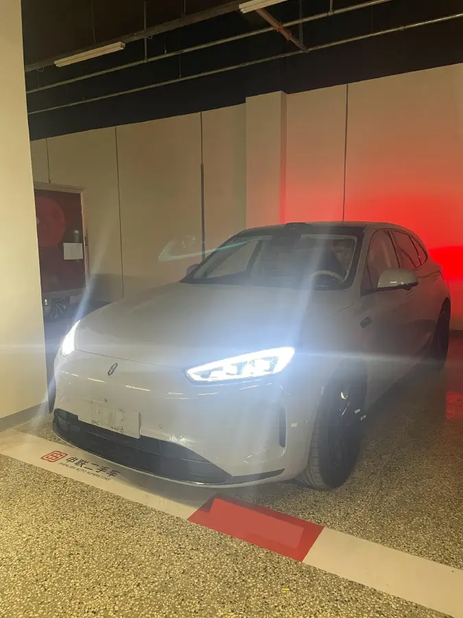 2024 HIMA AITO M5 1.5T 152HP L4 REEV 42KWH