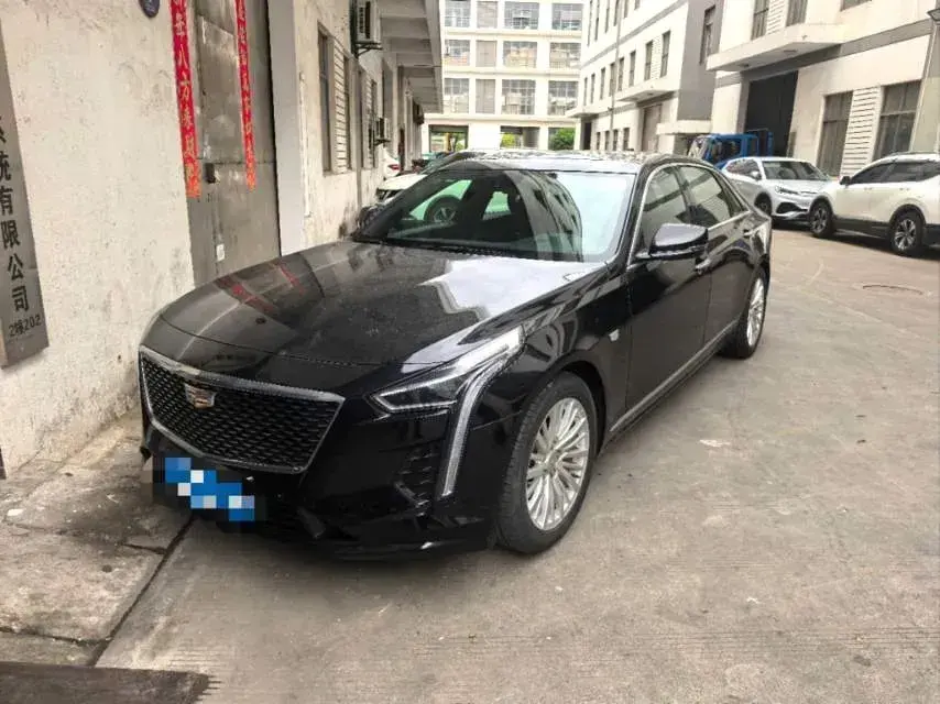2022 Cadillac CT6 2.0T 237HP L4 10AT