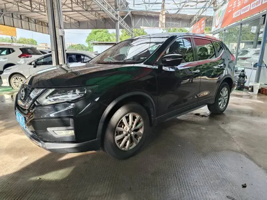 2020 Nissan X-Trail 2.0L 154HP L4 CVT