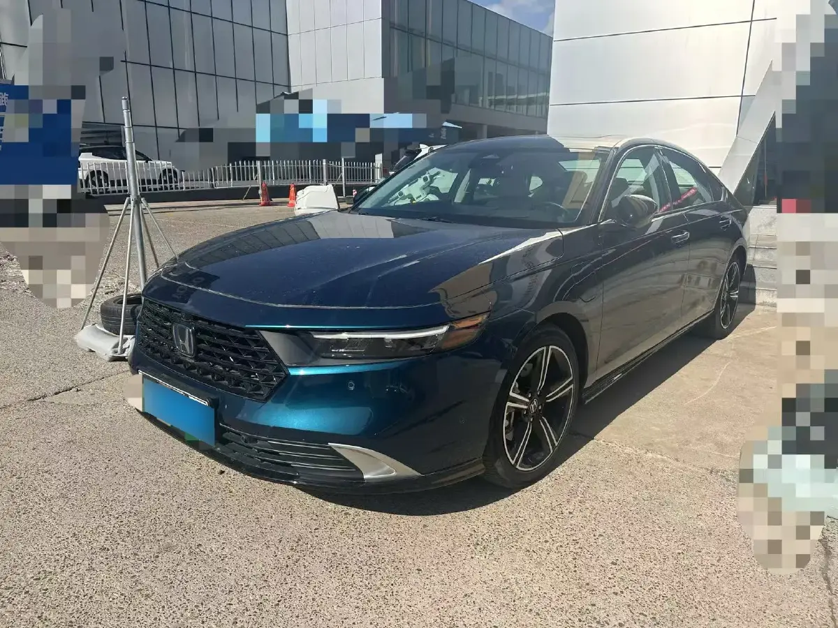 2023 Honda Accord 2.0L 148HP L4 E-CVT PHEV 17.7KWH