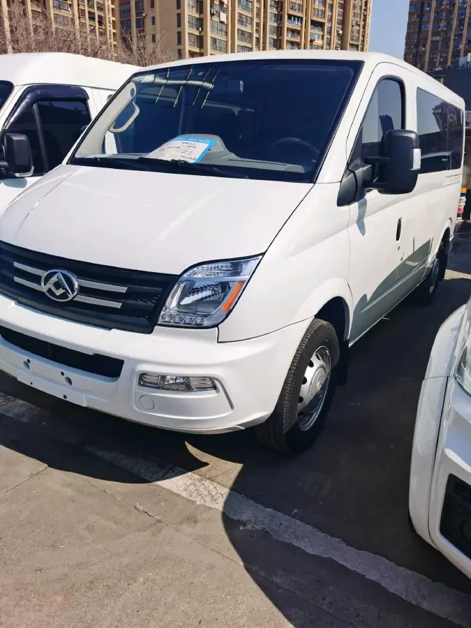 2021 MAXUS XinTu V80 2.0T 139HP L4 6AMT