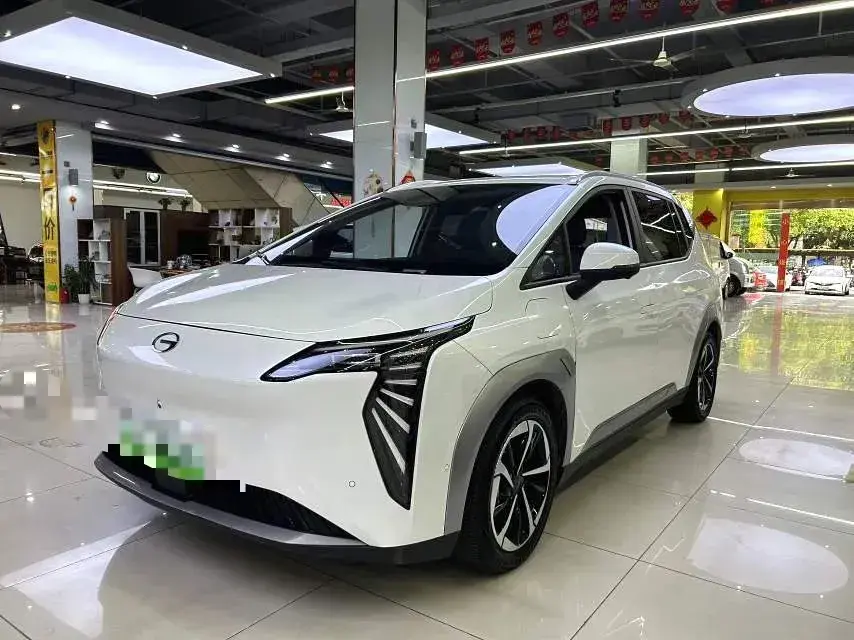 2024 Aion Y BEV 61.7KWH
