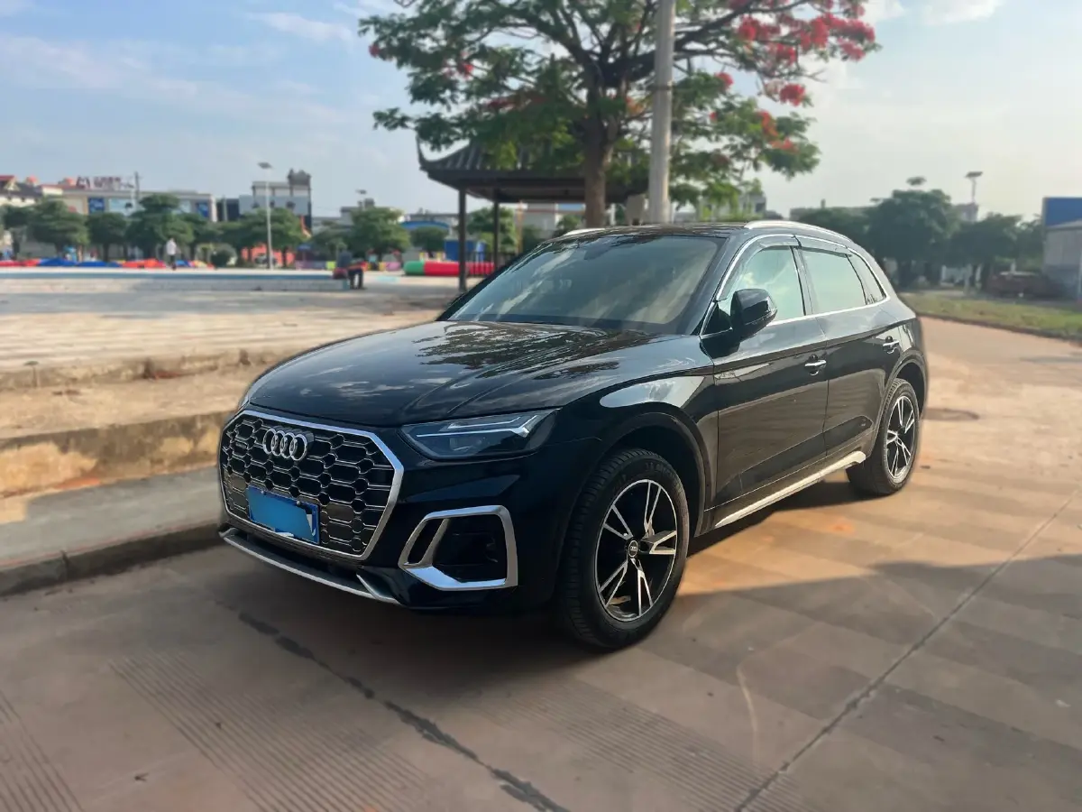 2024 Audi Q5L 2.0T 190HP L4 7DCT