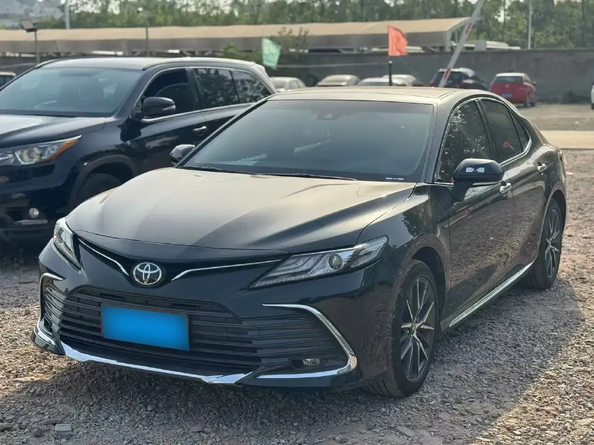 2023 Toyota Camry 2.5L 207HP L4 8AT