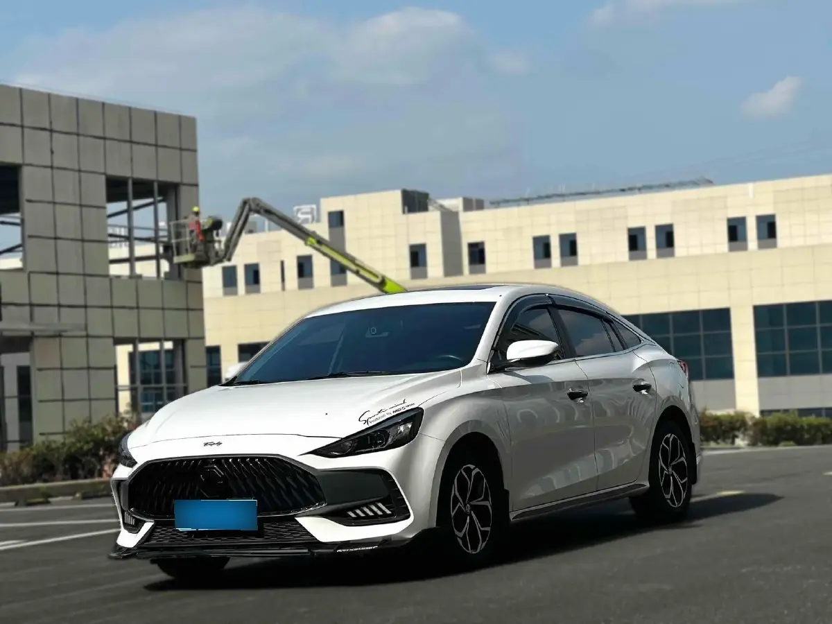 2023 MG 5 1.5L 129HP L4 CVT